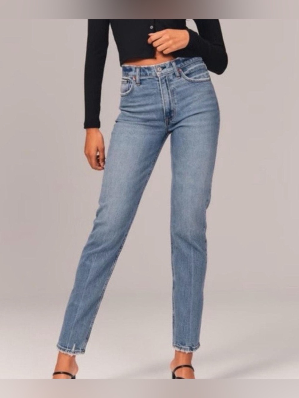 Jeans Abercrombie & Fitch High Rise Mom Jeans, Woman’s Size 6R/28